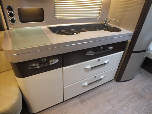 HOBBY Premium 560 UL bj.2018, ALDE, MOVER, VOORTENT, LEER - Afbeelding 15