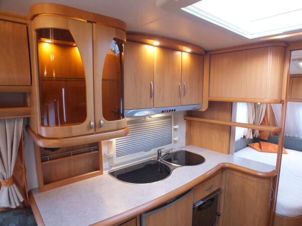 HOBBY Excellent Easy 540 UFE bj.2005, AIRCO, MOVER, VOORTENT - Afbeelding 13