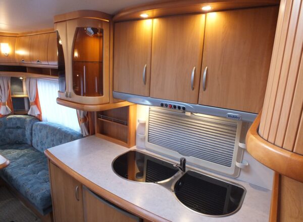 HOBBY Excellent Easy 540 UFE bj.2005, AIRCO, MOVER, VOORTENT - Afbeelding 14
