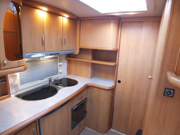 HOBBY Excellent Easy 540 UFE bj.2005, AIRCO, MOVER, VOORTENT - Afbeelding 25