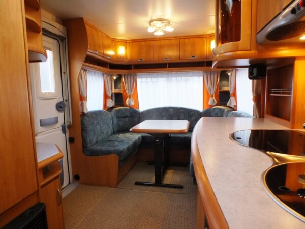 HOBBY Excellent Easy 540 UFE bj.2005, AIRCO, MOVER, VOORTENT - Afbeelding 5