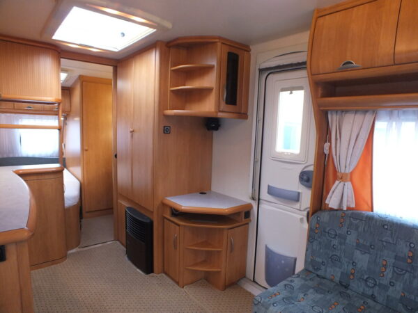 HOBBY Excellent Easy 540 UFE bj.2005, AIRCO, MOVER, VOORTENT - Afbeelding 20