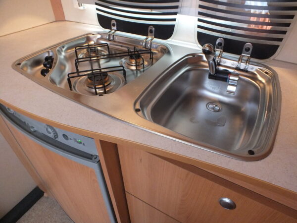 STERCKEMAN Evolution 450 CP bj.2013, QUEENSBED, ACCU, DOUCHE - Afbeelding 15