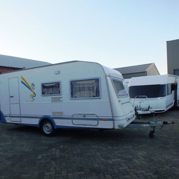 Knaus blue line 450. bj,2000 met boiler en DOREMA VOORTENT