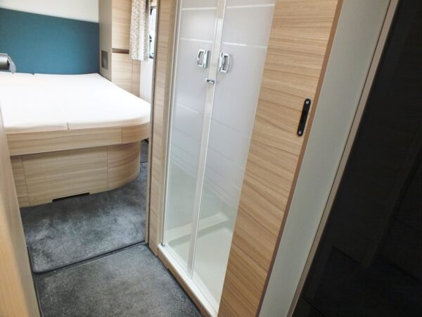 ADRIA Altea DART 622, bj.2021, met QUEENSBED, DOUCHECABINE en MOVER - Afbeelding 24