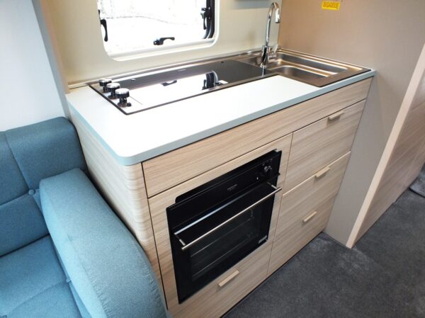 ADRIA Altea DART 622, bj.2021, met QUEENSBED, DOUCHECABINE en MOVER - Afbeelding 15