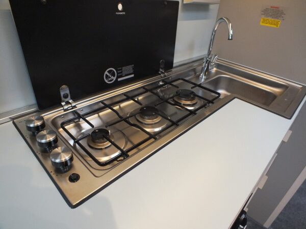 ADRIA Altea DART 622, bj.2021, met QUEENSBED, DOUCHECABINE en MOVER - Afbeelding 16