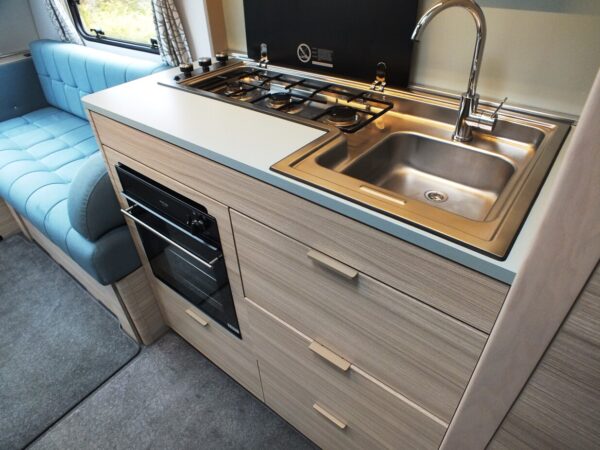 ADRIA Altea DART 622, bj.2021, met QUEENSBED, DOUCHECABINE en MOVER - Afbeelding 19