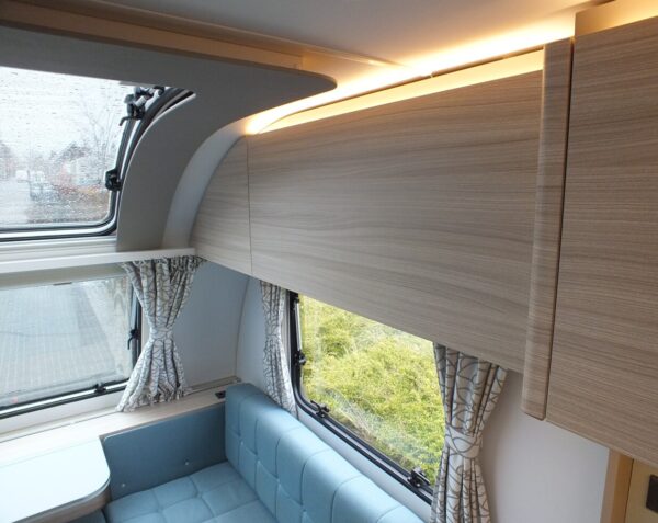 ADRIA Altea DART 622, bj.2021, met QUEENSBED, DOUCHECABINE en MOVER - Afbeelding 29