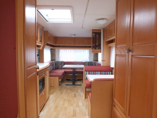 HOBBY Prestige 720 UMF, MODEL 2001, 5 SLAAPPLAATSEN - Afbeelding 6