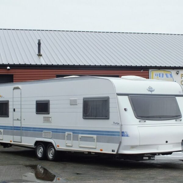 HOBBY Prestige 720 UMF, MODEL 2001, 5 SLAAPPLAATSEN