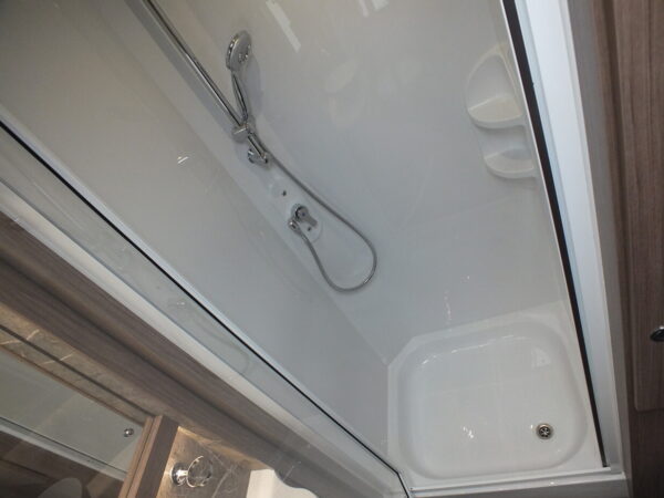 COACHMAN VIP 520 bj.2022, NIEUWSTAAT, ZONNEPANEEL, ALDE, DOUCHECABINE - Afbeelding 27