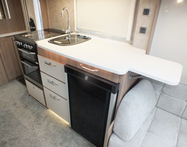 COACHMAN VIP 520 bj.2022, NIEUWSTAAT, ZONNEPANEEL, ALDE, DOUCHECABINE - Afbeelding 15