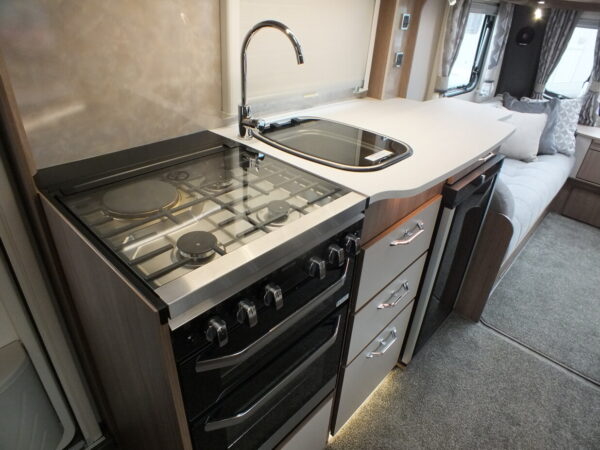 COACHMAN VIP 520 bj.2022, NIEUWSTAAT, ZONNEPANEEL, ALDE, DOUCHECABINE - Afbeelding 19