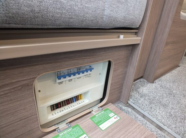 COACHMAN VIP 520 bj.2022, NIEUWSTAAT, ZONNEPANEEL, ALDE, DOUCHECABINE - Afbeelding 32