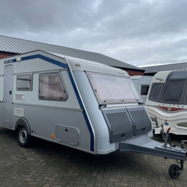 Kip grey line 44TTZ BJ. 1996 met VOORTENT