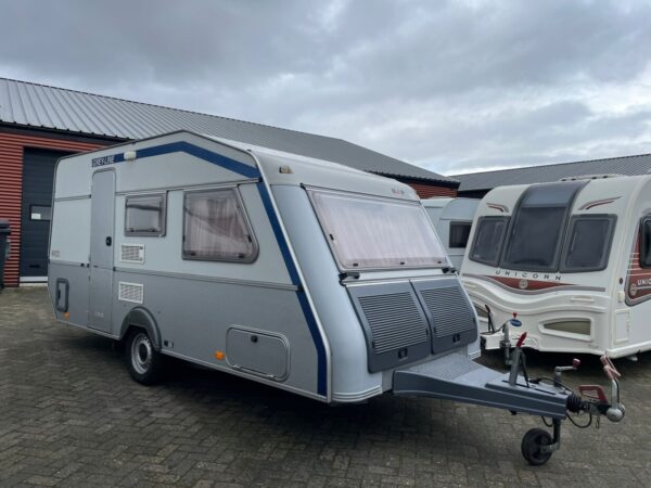 Kip grey line 44TTZ BJ. 1996 met VOORTENT