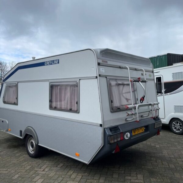 Kip grey line 44TTZ BJ. 1996 met VOORTENT