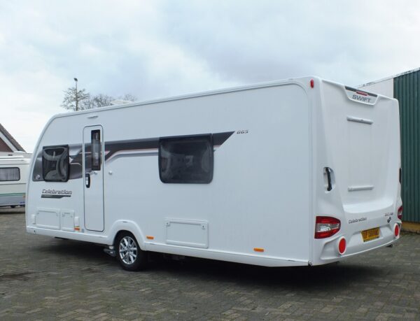 SWIFT Celebration bj.2021, MOVER, ZONNEPANEEL, VOORTENT - Afbeelding 4