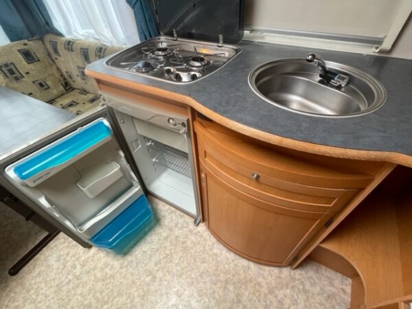 ADRIA Unica B 462 PU bj.2002, MOVER, DOUCHE, Brand voortent - Afbeelding 16