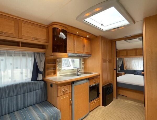 HOBBY Exclusive 560 UFF bj.2005, met MOVER, AIRCO, VOORTENT - Afbeelding 11