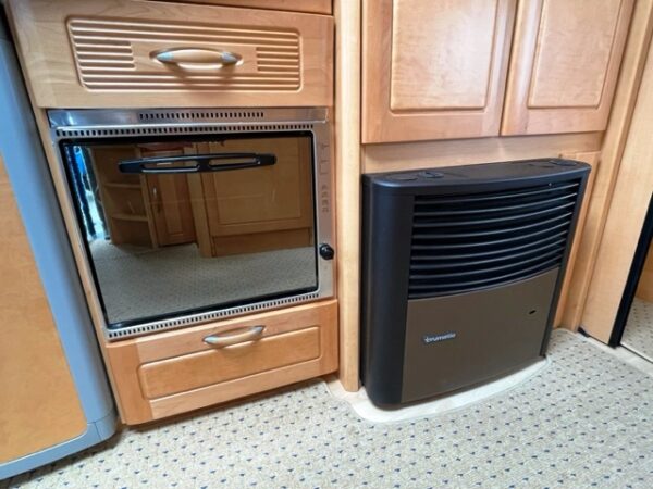 HOBBY Exclusive 560 UFF bj.2005, met MOVER, AIRCO, VOORTENT - Afbeelding 17
