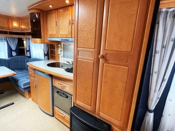 HOBBY Exclusive 560 UFF bj.2005, met MOVER, AIRCO, VOORTENT - Afbeelding 19