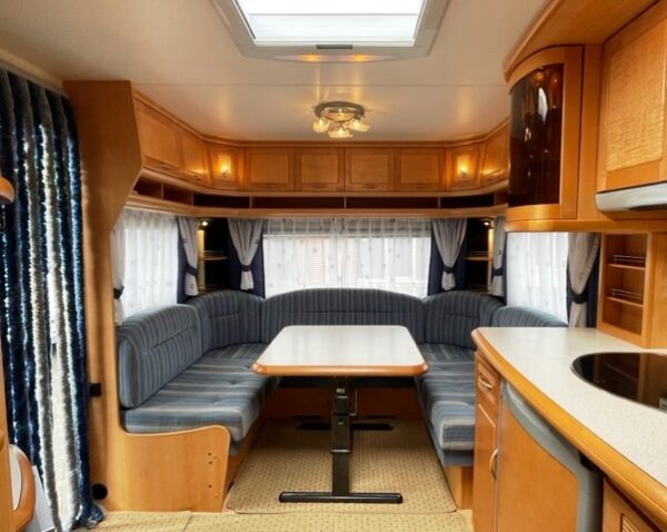 HOBBY Exclusive 560 UFF bj.2005, met MOVER, AIRCO, VOORTENT - Afbeelding 9
