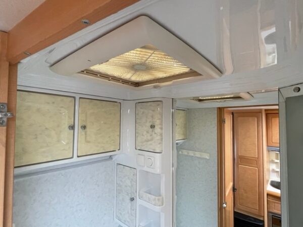 HOBBY Exclusive 560 UFF bj.2005, met MOVER, AIRCO, VOORTENT - Afbeelding 22