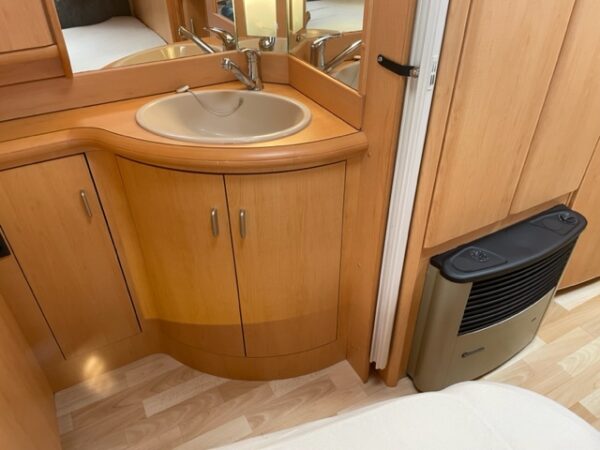 HOBBY De Luxe 560 KMFE bj.2007, 6 PERSOONS, met STAPELBED, VOORTENT - Afbeelding 23
