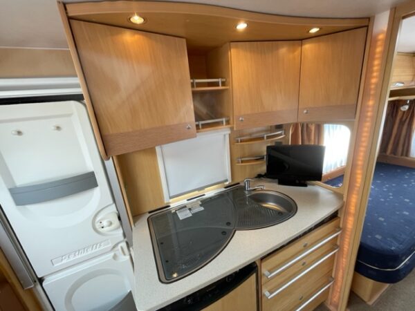 DETHLEFFS Camper 510 V bj.2007, met MOVER, AIRCO, VOORTENT - Afbeelding 13