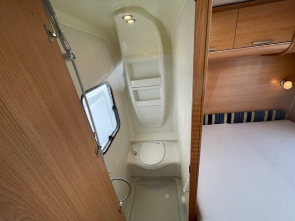 ADRIA Altea 512 UP 2009, met VOORTENT en DOUCHE - Afbeelding 23