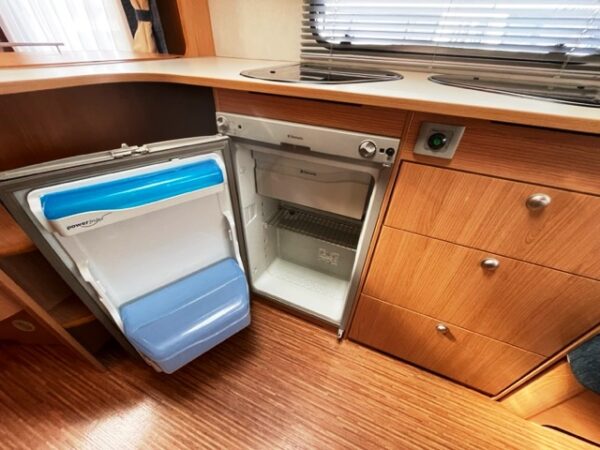 ADRIA Altea 512 UP 2009, met VOORTENT en DOUCHE - Afbeelding 17