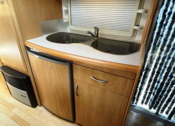 HOBBY De luxe Easy 500 KMFE bj.2003, DOUCHE, MOVER, VOORTENT - Afbeelding 17