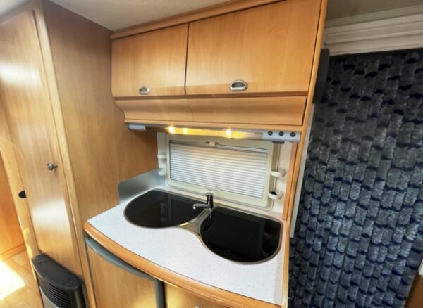 HOBBY De luxe Easy 500 KMFE bj.2003, DOUCHE, MOVER, VOORTENT - Afbeelding 16