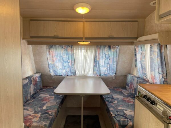 Caravelair Silver 395 T. bj 1997 LICHTGEWICHT met voortent - Afbeelding 17