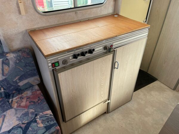 Caravelair Silver 395 T. bj 1997 LICHTGEWICHT met voortent - Afbeelding 15