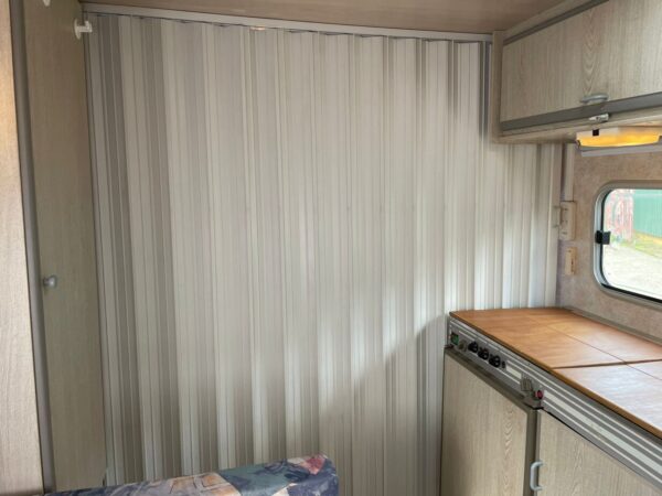 Caravelair Silver 395 T. bj 1997 LICHTGEWICHT met voortent - Afbeelding 10
