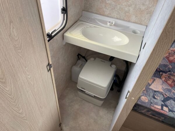 Caravelair Silver 395 T. bj 1997 LICHTGEWICHT met voortent - Afbeelding 8