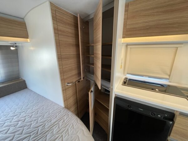 ADRIA Altea 432 PX bj.2018 FRANSBED, DOUCHE, VLOERVERWARMING - Afbeelding 21