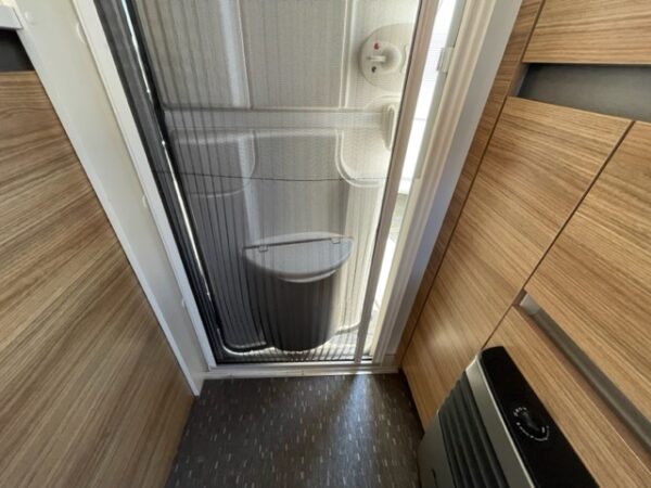 ADRIA Altea 432 PX bj.2018 FRANSBED, DOUCHE, VLOERVERWARMING - Afbeelding 27