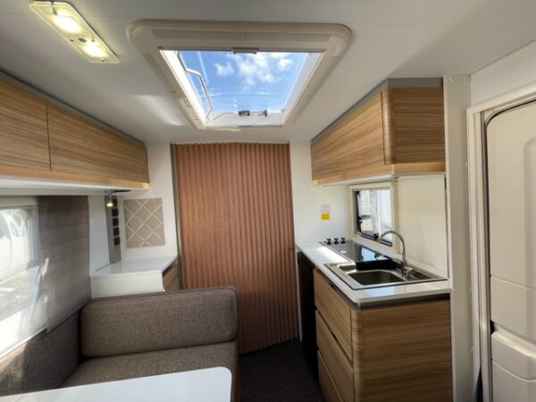 ADRIA Altea 432 PX bj.2018 FRANSBED, DOUCHE, VLOERVERWARMING - Afbeelding 25