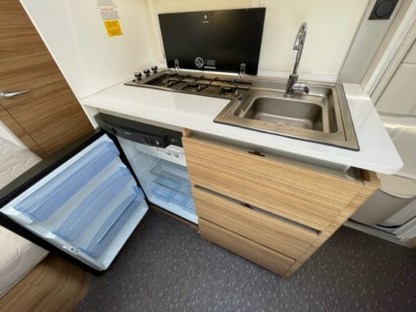 ADRIA Altea 432 PX bj.2018 FRANSBED, DOUCHE, VLOERVERWARMING - Afbeelding 18