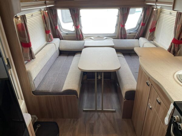 Swift Challenger 645 bj.2018 QUEENSBED,TANDEMASSER, DOUCHE - Afbeelding 15