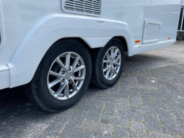 Swift Challenger 645 bj.2018 QUEENSBED,TANDEMASSER, DOUCHE - Afbeelding 40