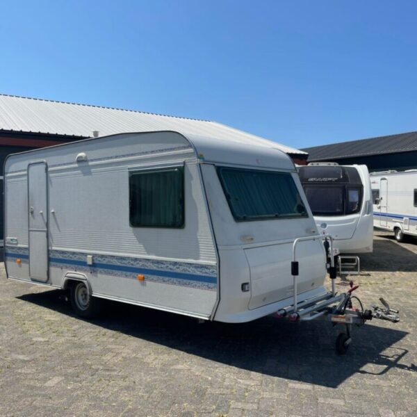 Adria Unica A 430PH bj. 2001, Met MOVER en VOORTENT