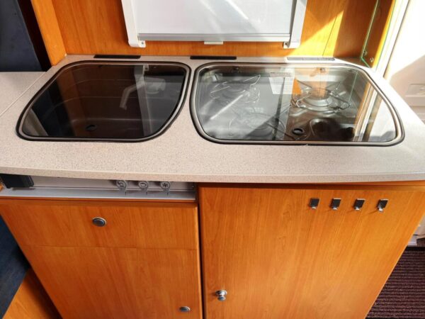 Dethleffs Travel Sleeper bj.2006 met mover, voortent, luifel - Afbeelding 14