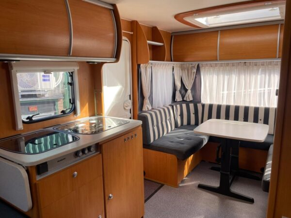 Dethleffs Travel Sleeper bj.2006 met mover, voortent, luifel - Afbeelding 17