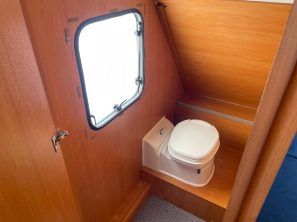 Dethleffs Travel Sleeper bj.2006 met mover, voortent, luifel - Afbeelding 12
