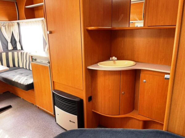 Dethleffs Travel Sleeper bj.2006 met mover, voortent, luifel - Afbeelding 16